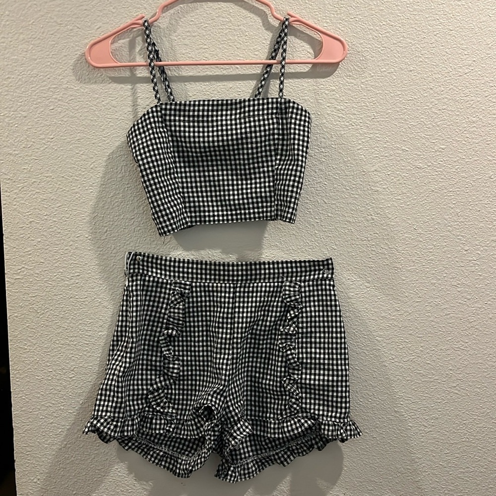Super cute black and white Size Small Zaful set 🤩